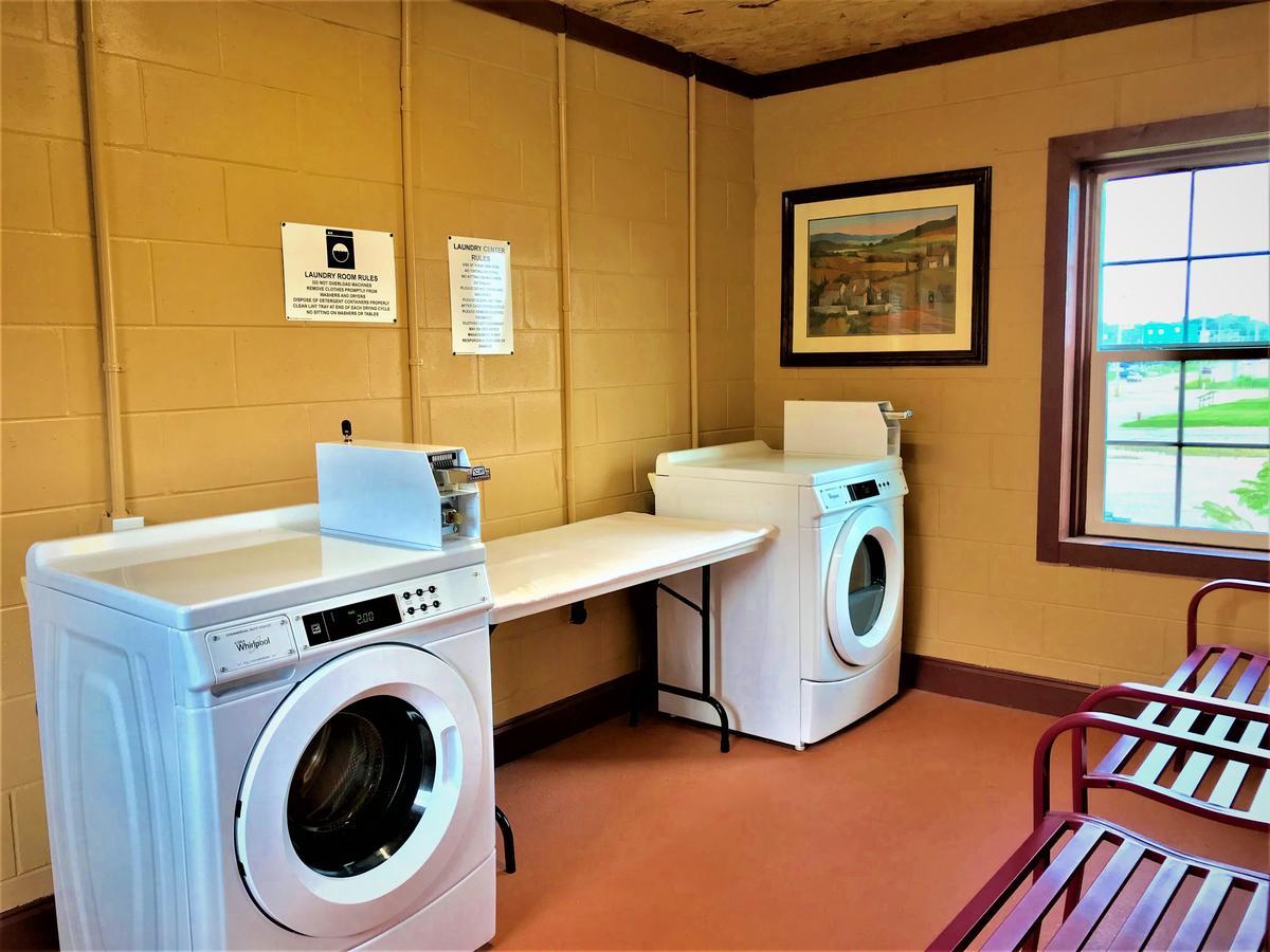 Selmer Star Plus Inn & Suites מראה חיצוני תמונה